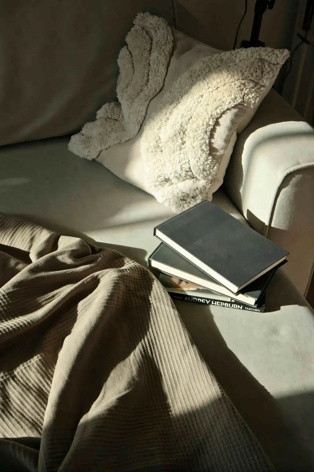 the marlow 1 and 2 bedroom apartments denver book in couch